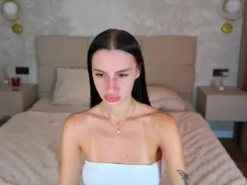 Bongacams Free Live Porn of SnowWhiteee