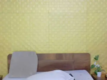 Bongacams Nude Webcam of curvynaomhy