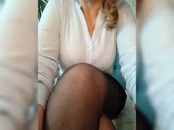 Bongacams Live Sex Cam of -JuliaRose-