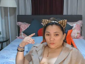 Bongacams Adult Video Chat of AsianHotMama143
