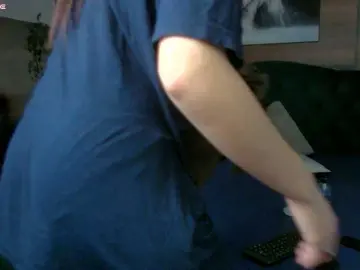 Bongacams Free Live Porn of EveyMint