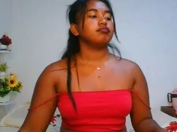 Bongacams Nude Webcam of Pauliemarie