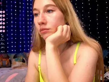 Bongacams Free Porn Cam of kiska-wansday07