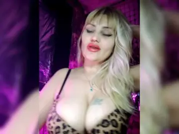 Bongacams Watch Live Sex Cams of Freya-Milf