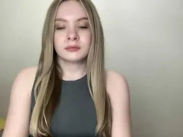 Bongacams Watch Live Sex Cams of Polishangel222