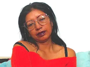 Bongacams Watch Live Sex Cams of HOTTTSKIN