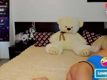 Bongacams Live Sex Cam of Saragrend1