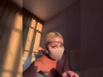 Bongacams Live Sex Cam of levokss