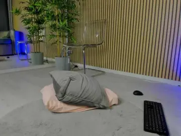 Bongacams Watch Live Sex Cams of KhloeDavis