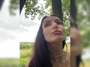 Bongacams Live Sex Cam of -AnnaMaria-