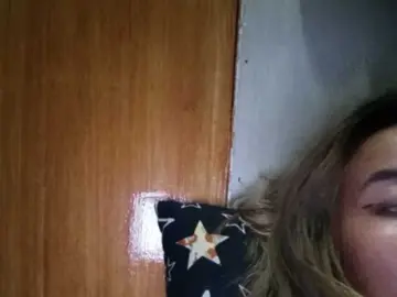 Bongacams Watch Live Sex Cams of Pempemliciouss