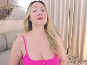 Bongacams Best live sex cam show of AmieHerry