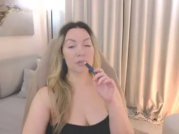 Bongacams Best live sex cam show of AmieHerry