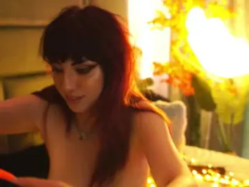 Bongacams Free Porn Cam of BlairLevine