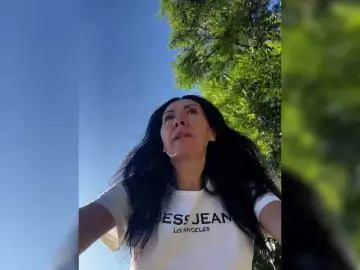 Bongacams Watch Live Sex Cams of KarolinaMilf