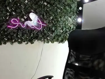 Bongacams Watch Live Sex Cams of DestinyHills