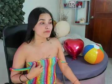 Bongacams Nude Webcam of DestinyHills