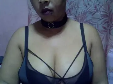 Bongacams Sex Cam of bigass-tits