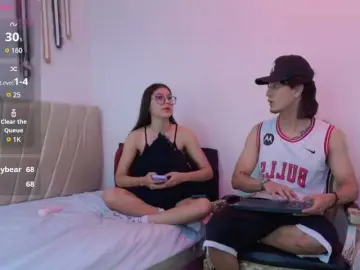 Bongacams Nude Webcam of sweetauracouple