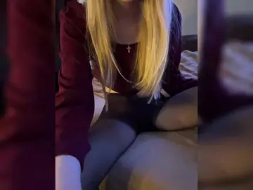 Bongacams Live Sex Cam of VelvetGaze1