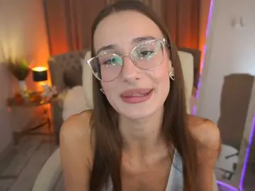 Bongacams Nude Webcam of CozyCute