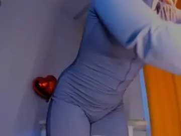 Bongacams Watch Live Sex Cams of CutieSue