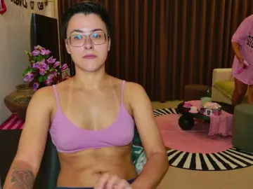 Bongacams Adult Webcam of dreamteamgirls