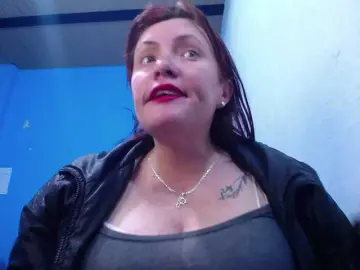 Bongacams Sex Cam of Carolinhe