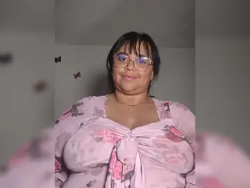 Bongacams Sex Cam of CandyBrowm