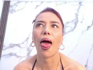 Bongacams Free Porn Cam of Karla-stone1