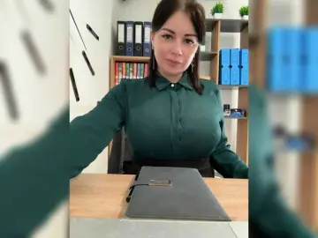 Bongacams Best live sex cam show of VeryBaby