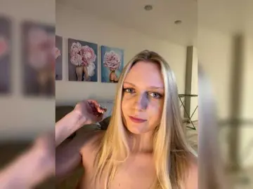 Bongacams Sex Chat of HotWillow