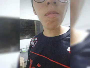Bongacams Sex Cam of skinny333