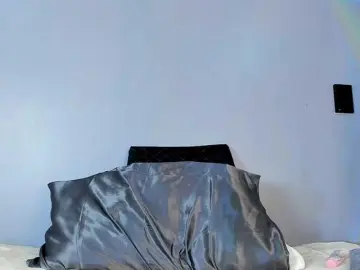 Bongacams Free Porn Cam of LaurenBellucci