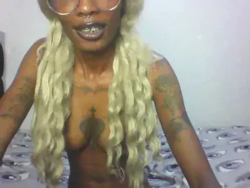 Bongacams Live Sex Cam of Calin33