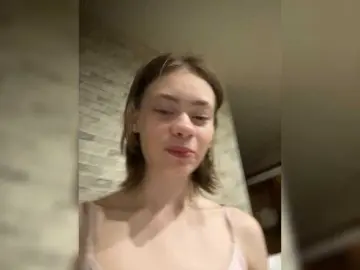 Bongacams Nude Webcam of 18YoungPussy18