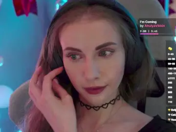 Bongacams Best Webcam of -VikkiL0vesCheese-