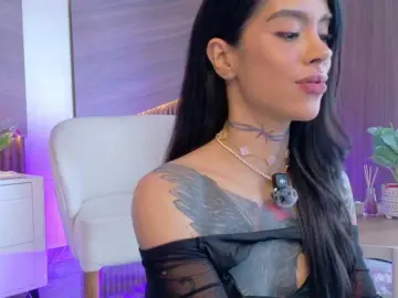 Bongacams Live Sex Cam of EmmaaFoster