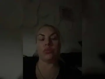 Bongacams Free Live Porn of RobinLili