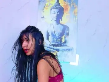 Bongacams Sex Chat of littleeemiily