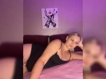 Bongacams Live Sex Cam of Enni1