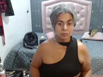 Bongacams Private Sex Chat of lalisha-96