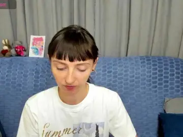Bongacams Live Porn of KathelinBrik