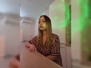 Bongacams Free Porn Cam of LunaKoma
