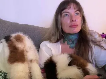 Bongacams Free Porn Cam of iiixbostonxiii