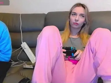 Bongacams Adult Webcam of Almondmilka