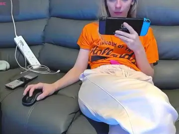 Bongacams Sex Chat of Almondmilka