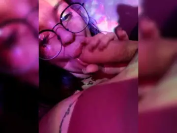 Bongacams Watch Live Sex Cams of l0ve-l0ver