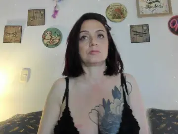Bongacams Adult Webcams of CoralShine80