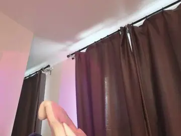 Bongacams Live Sex Cam of Eva--queen